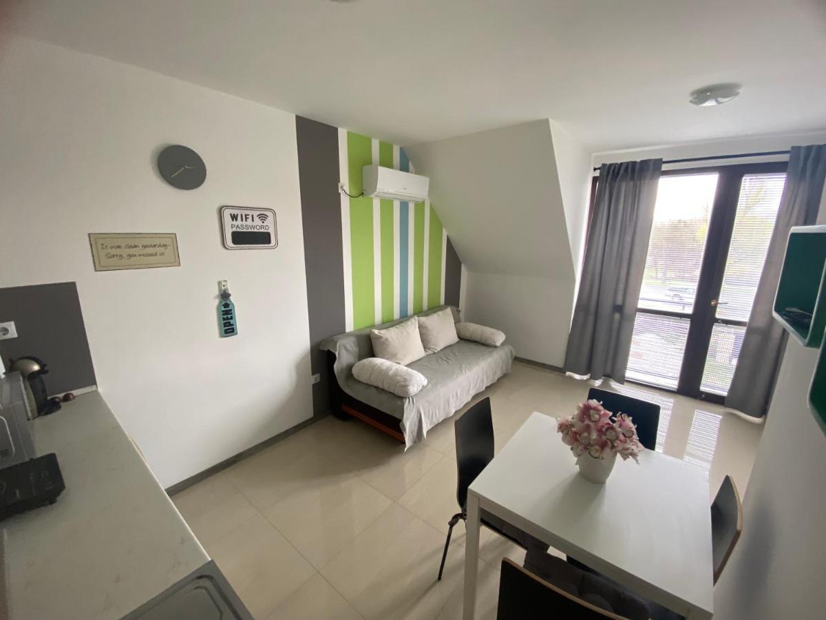 Lexi Family Apartman Apartment Hajdúszoboszló Екстериор снимка