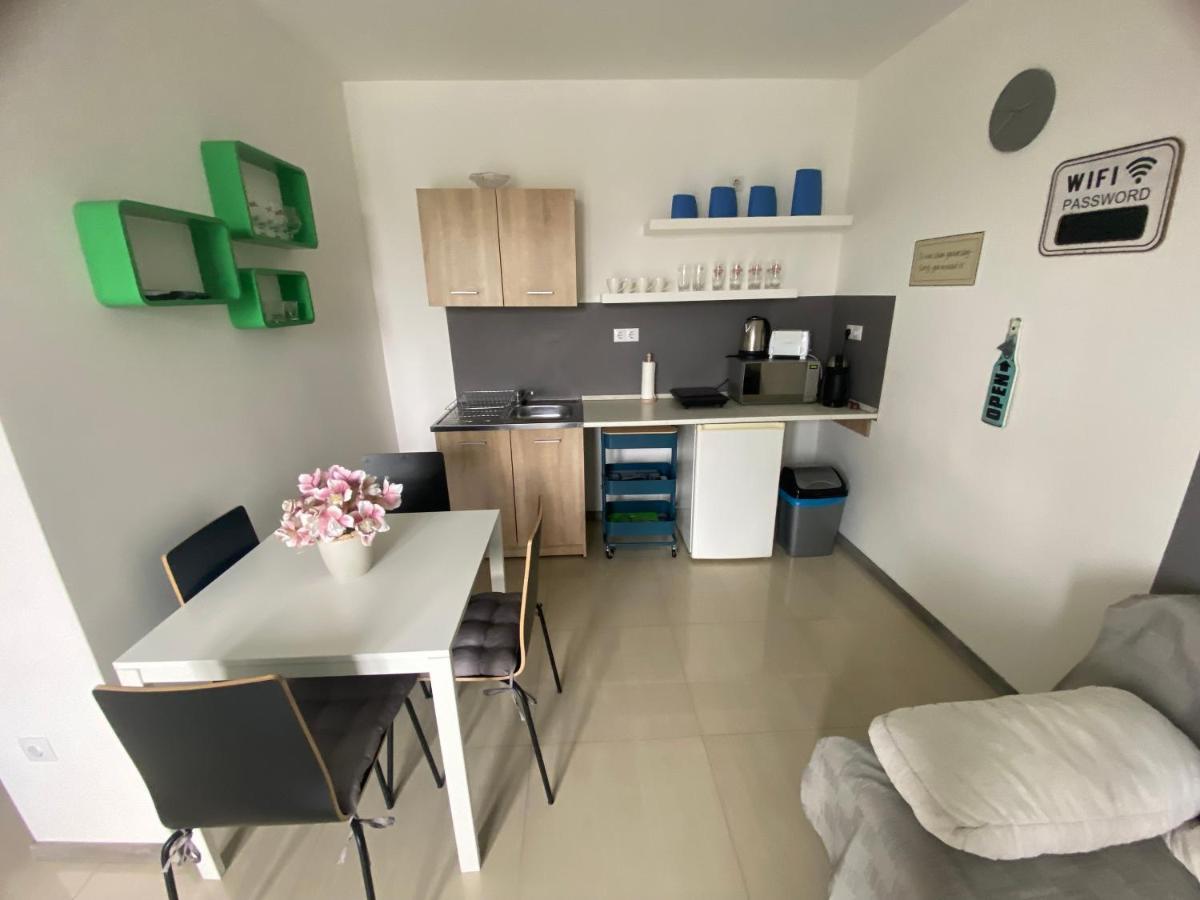 Lexi Family Apartman Apartment Hajdúszoboszló Екстериор снимка